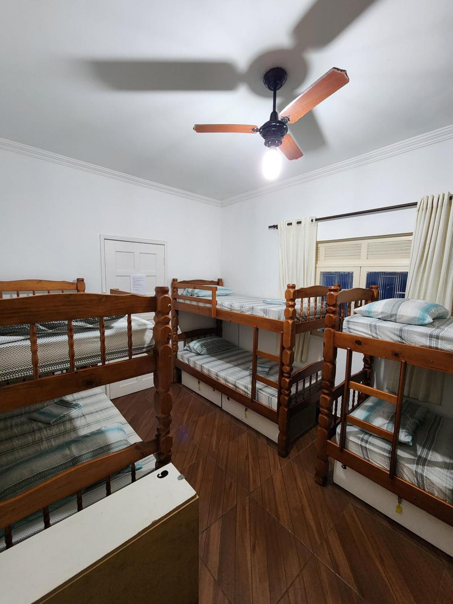 Hostel Caminho Da Praia 아라이알도카보 외부 사진